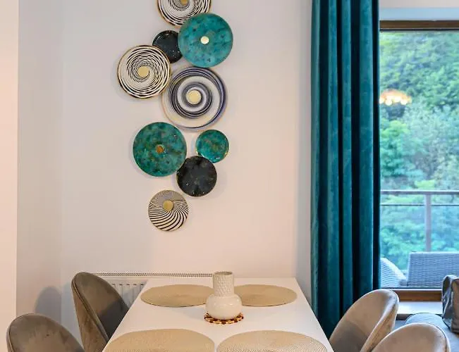 Pine Ridge Terrace - Tampa Gardens Apartment Brasov