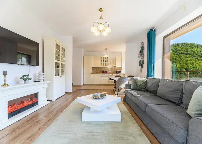 Apartment Pine Ridge Terrace - Tampa Gardens